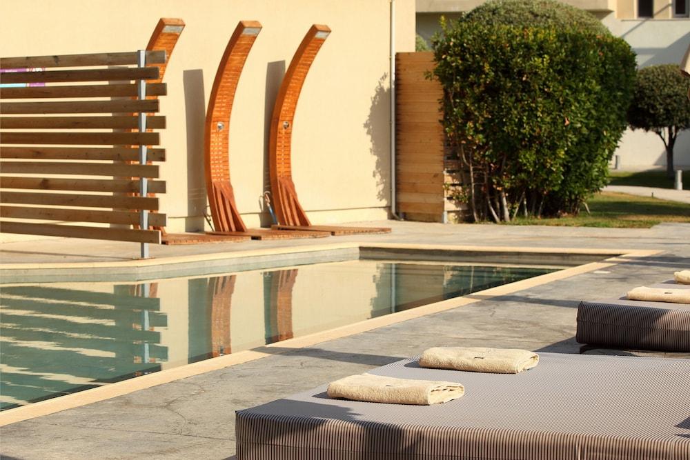 Sikyon Coast Hotel And Resort غزيلوكاسترون المظهر الخارجي الصورة